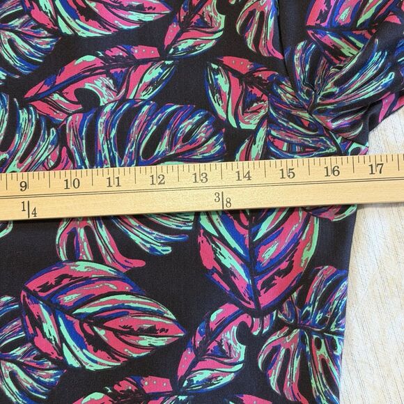 Kira Lifestyle Athletic Cropped Long Sleeve Tropical Print Active Top Size M - Picture 12 of 15